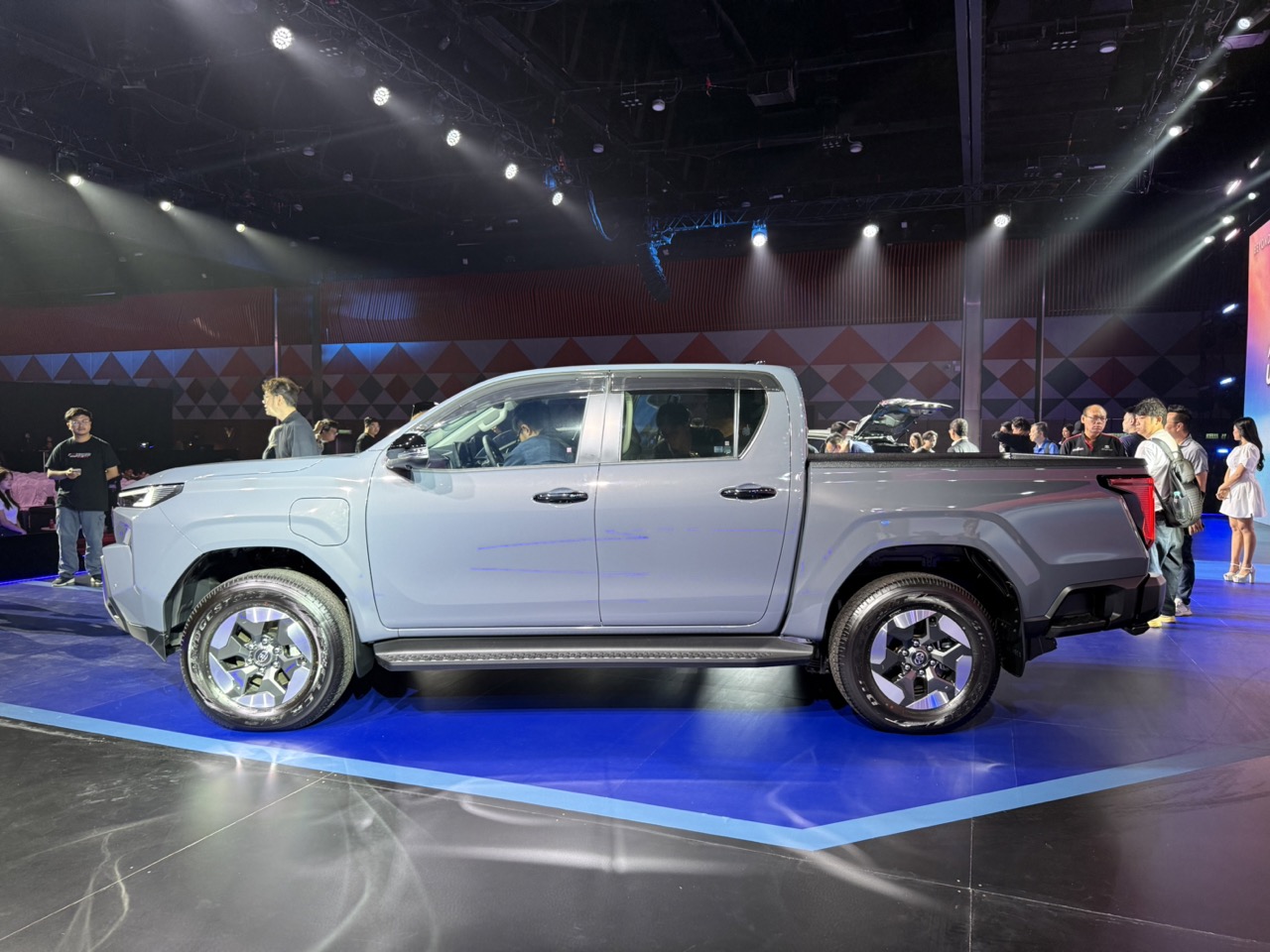 Toyota Hilux BEV Malaysia Pickup Elektrik Paling Praktikal