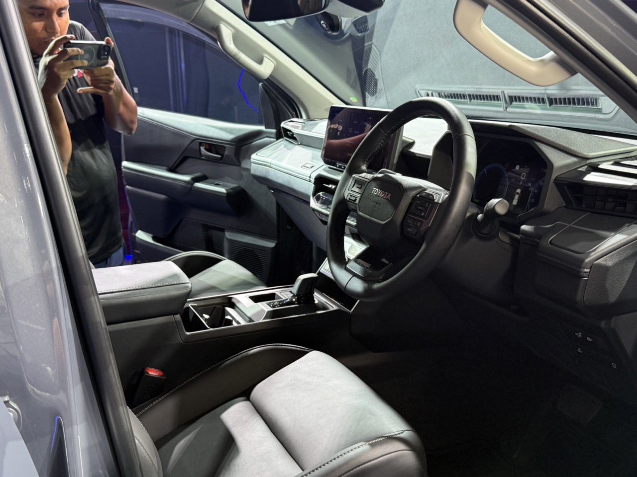 Toyota Hilux BEV Malaysia Pickup Elektrik Paling Praktikal